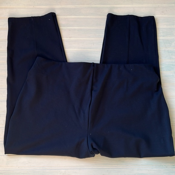 Old Navy Extra High-Waisted Stevie Straight Pull-on Pants - Picture 10 of 13